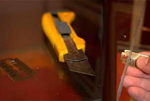 Шаг за шагом: чиним потекший аквариум